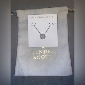 BNWT Kendra Scott Silver Bella Short Necklace $85